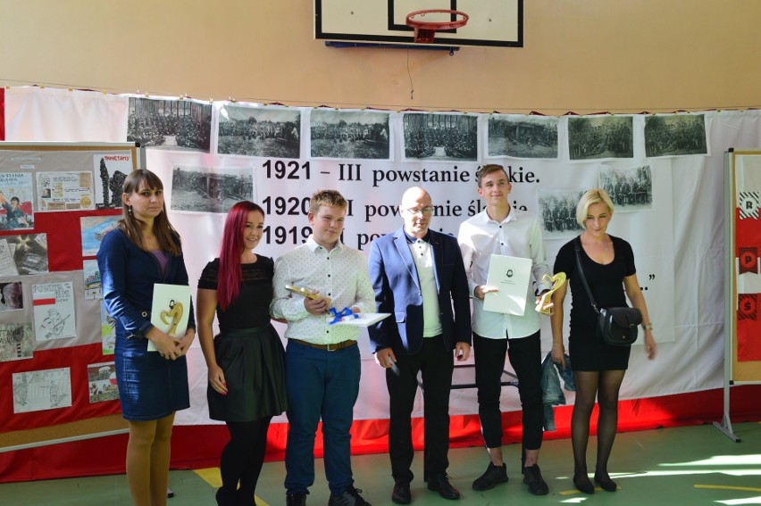 Mysłowiccy uczniowie otrzymali nagrody w konkursie „2019...