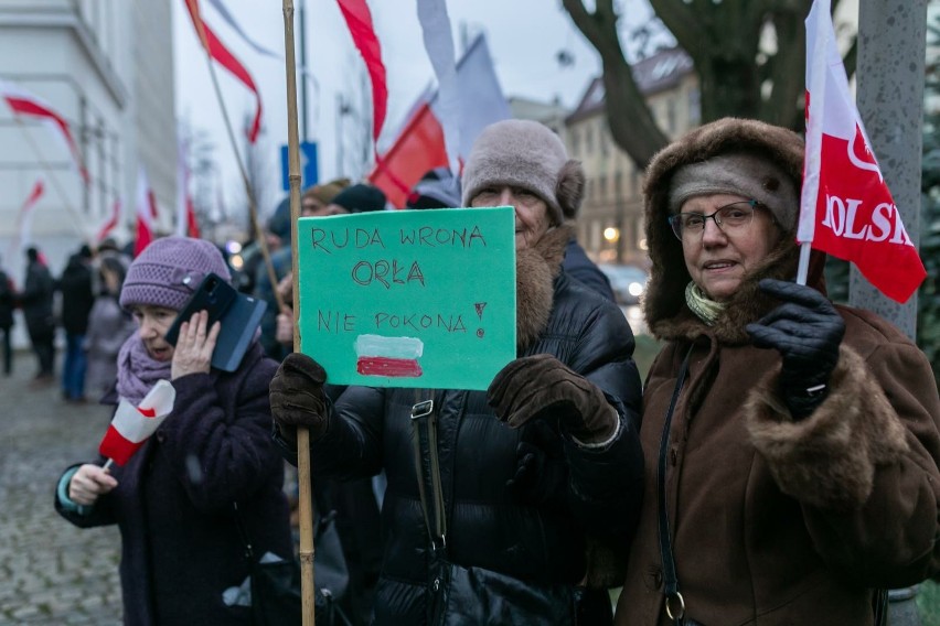 Protest zorganizowali Bydgoski Klub Gazety Polskiej,...