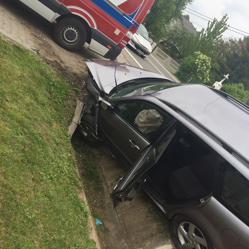 Wypadek w gminie Górno. Dwie osoby ranne