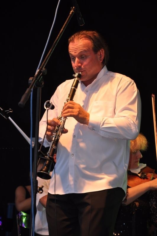 Na klarnecie zagrał Wojciech Mrozek.  