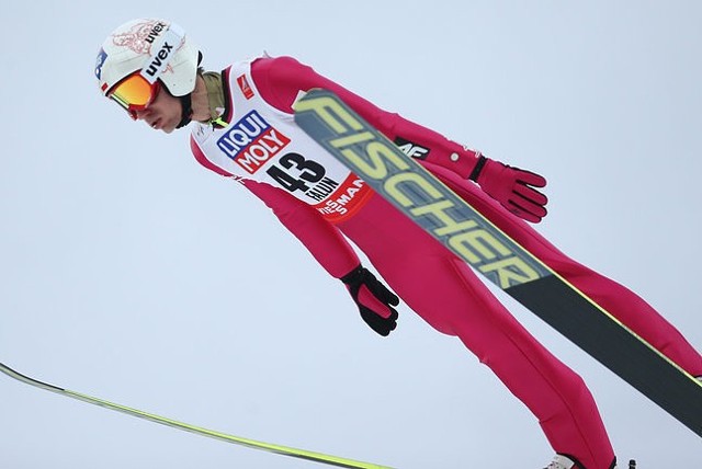 Czy Kamil Stoch poprowadzi drużynę skoczków do medalu? (fot. Paweł Relikowski)