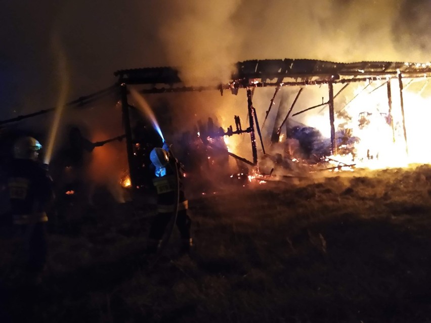 Pożar stodoły w gminie Gidle. Przyczyną było podpalenie