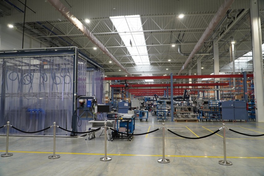 Firma Knorr-Bremse otworzyła nowoczesną fabrykę w strefie Rzeszów - Dworzysko. Docelowo da pracę 400 pracownikom