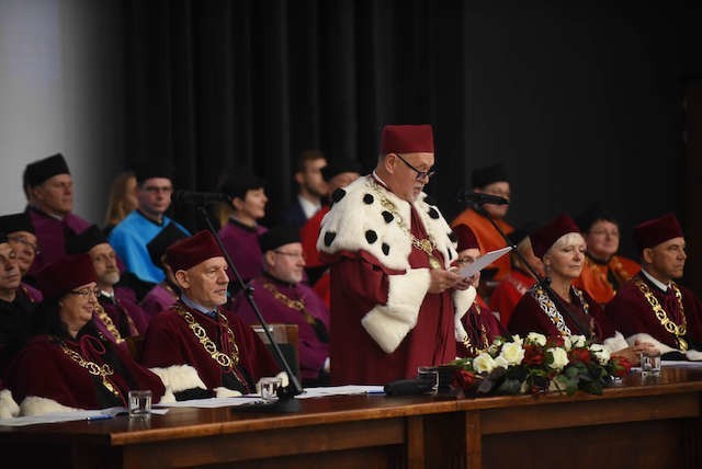 Nowy rok akademicki na UMK zainaugurował rektor Prof. dr hab. Andrzej Tretyn