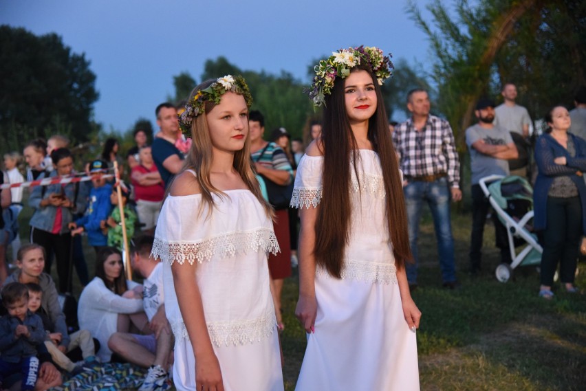 Kulpanocka Folk Festiwal nad Zekiem w Radymnie. Noc Świętojańska 2022 [WIDEO, ZDJĘCIA]