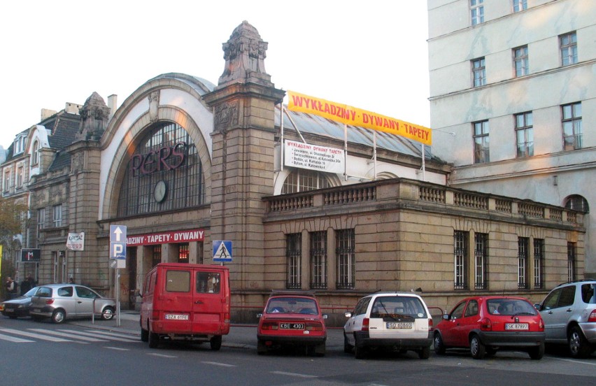 Stary dworzec w Katowicach został wybudowany w latach 50....