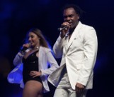 Dr Alban śpiewał dla łodzian. Koncert przed Galerią Łódzką [ZDJĘCIA, FILM]