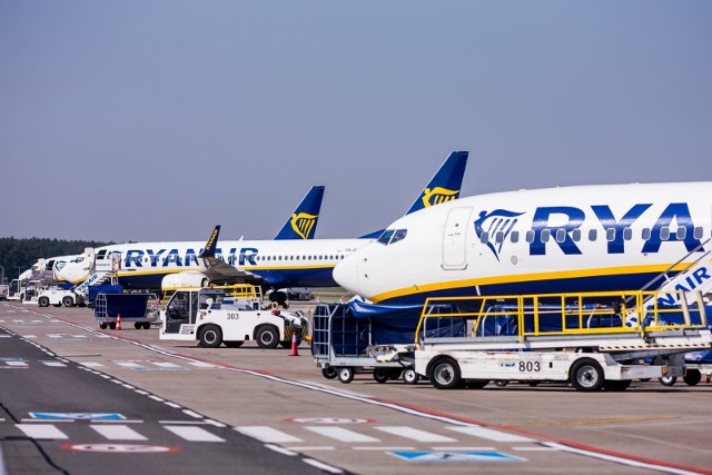 Ryanair uruchamia nowe loty do Grecji, Czech i Danii
