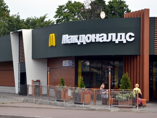 Pierwszą restaurację, jeszcze w Związku Radzieckim, McDonald’s otworzył w Moskwie w styczniu 1990 r.