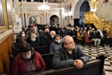W kościołach ubyło wiernych w Łodzi i województwie łódzkim. Wyniki badań ISKK frekwencji na mszach św. nie zaskakują