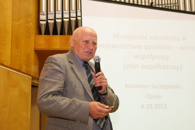 Prof. Kazimierz Szczygielski przedstawił demograficzną sytuację mniejszości.