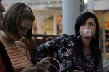 "Galerianki" czyli jak telefon komórkowy może wpływać na życie nastolatki