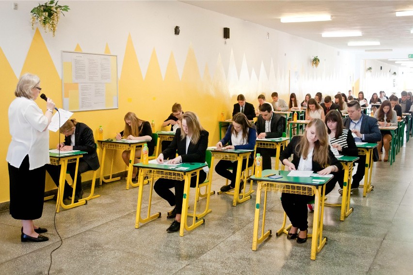 Testy gimnazjalne 2015 - matematyka - arkusz CKE -...