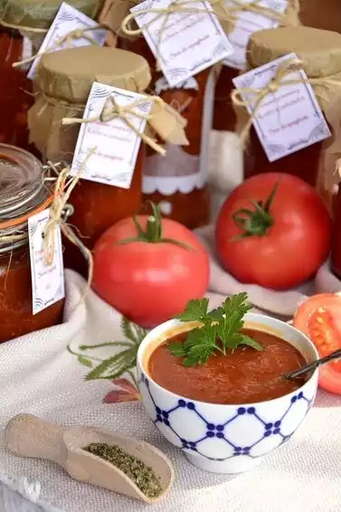 Warto na zimę przygotować aromatyczny sos do spaghetti.