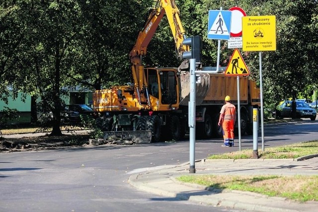 Mieszkańcy Teofilowa od dawna czekali na remont ul. Rojnej.