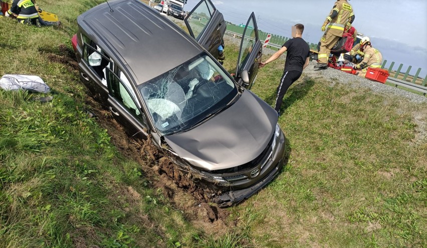 Czterech mężczyzn podróżujących samochodem trafiło do...