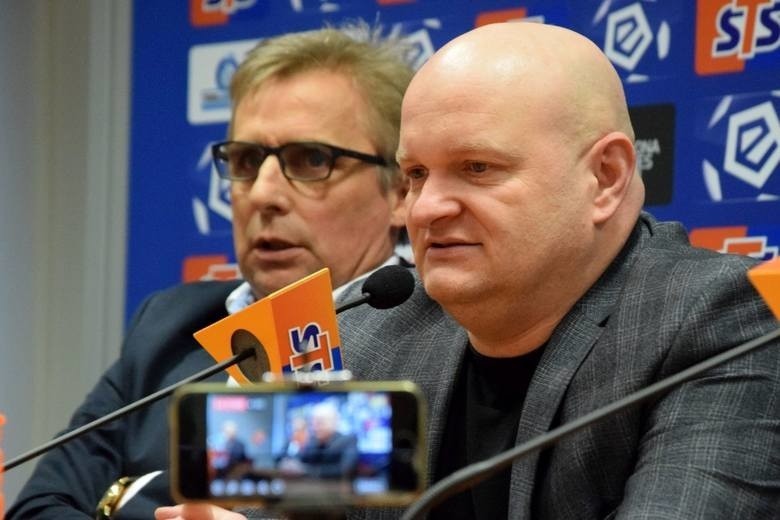 Trener Korony Kielce Maciej Bartoszek mówi o możliwości wcześniejszego zakończenia rozgrywek z powodu koronawirusa [ZDJĘCIA]