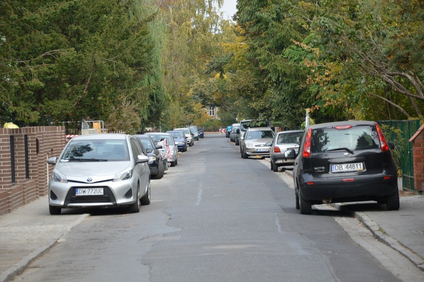 Na Sępolnie i Biskupinie samochody parkują dziś na...