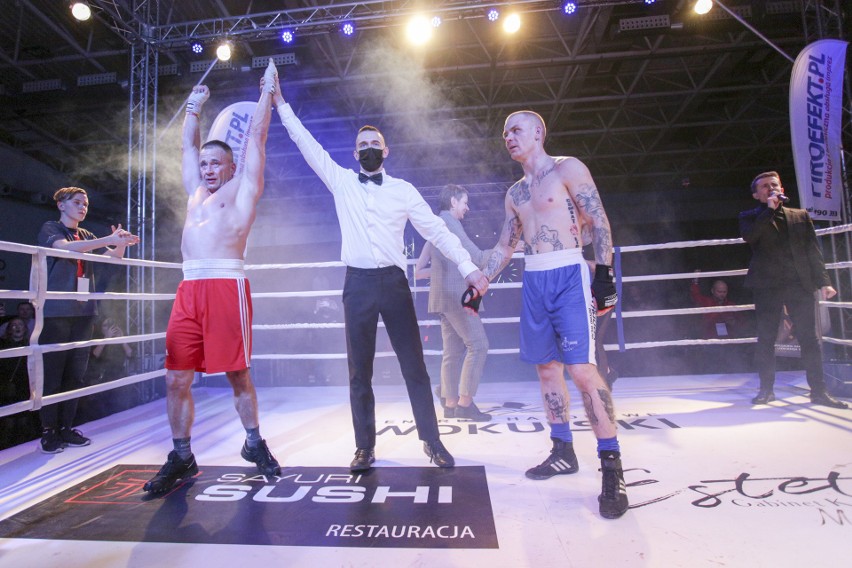 Zwycięzca Arkadiusz Paczkowski (Mazur Boxing Gym Słupsk)