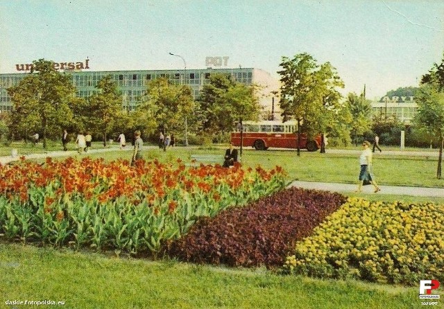 30 września 1966 otwarto Państwowy Dom Towarowy „Uniwersal" w Łodzi
