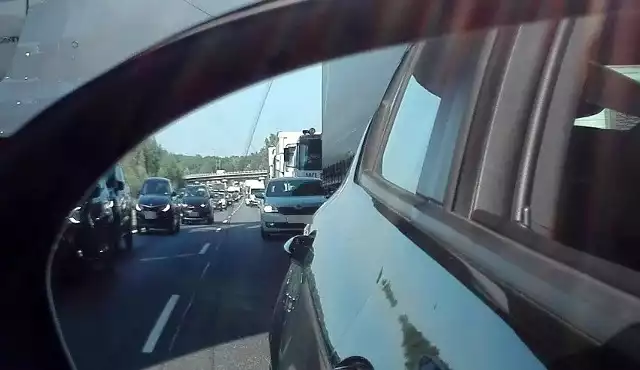 Kilka korków na podwrocławskim odcinku autostrady A4.