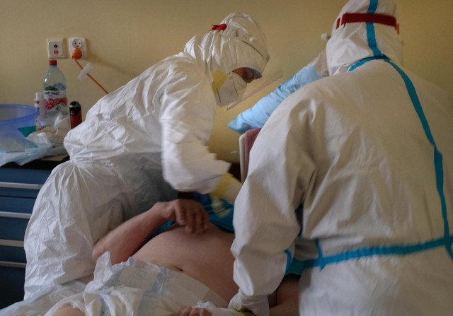 Kujawsko-pomorskie szpitale potrzebują osocza ozdrowieńców