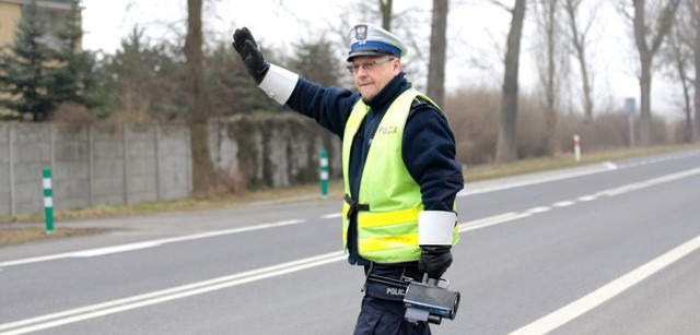 Policjanci zatrzymali dwóch kierowców ciężarówek, który prowadzili pojazdy w stanie nietrzeźwości.