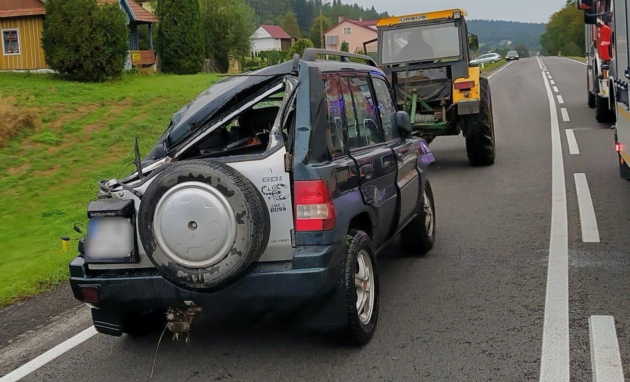 Wypadek na drodze krajowej nr 28 w Leszczawie Dolnej