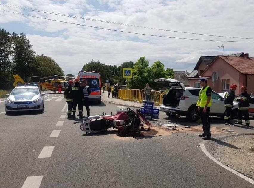 Ksiądz z Bochni usłyszał zarzut spowodowania wypadku, w którym zginął komendant policji w Mikołowie