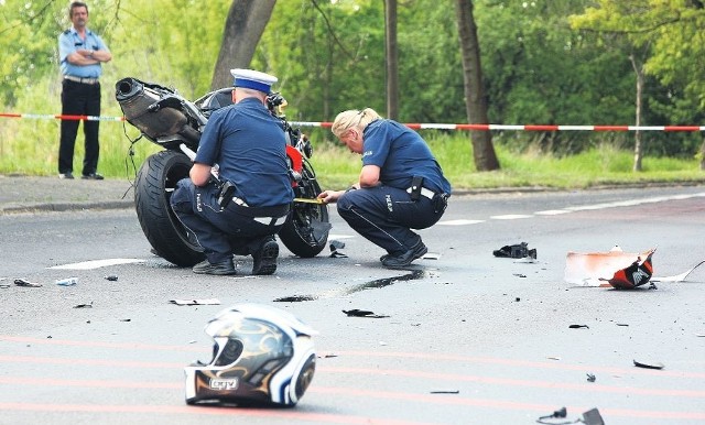 Do tragicznego, śmiertelnego dla motocyklisty wypadku doszło m.in. na ul. Przestrzennej w maju ubiegłego roku. - Maj to nieszczęśliwy miesiąc dla motocyklistów - mówi asp. Anna Gaweł z KMP w Szczecinie. - Do śmiertelnych wypadków z ich udziałem zarówno w ubiegłym jak i w tym roku dochodziło właśnie w maju.