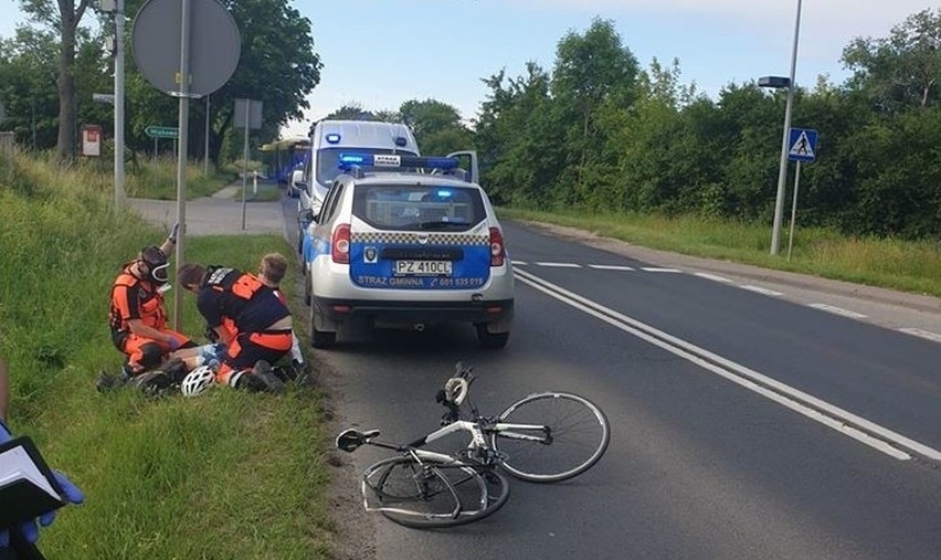 Potrącenie rowerzysty w okolicach Czerwonaka. Policja wyjaśnia okoliczności wypadku