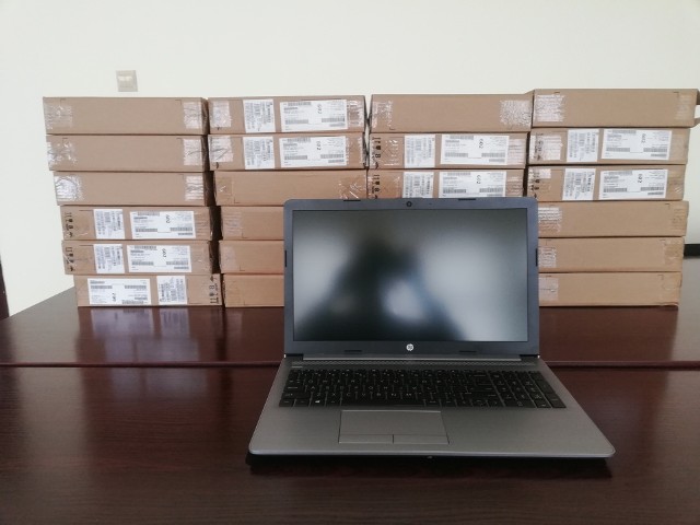 Gmina Wierzbica zakupiła 48 laptopów.