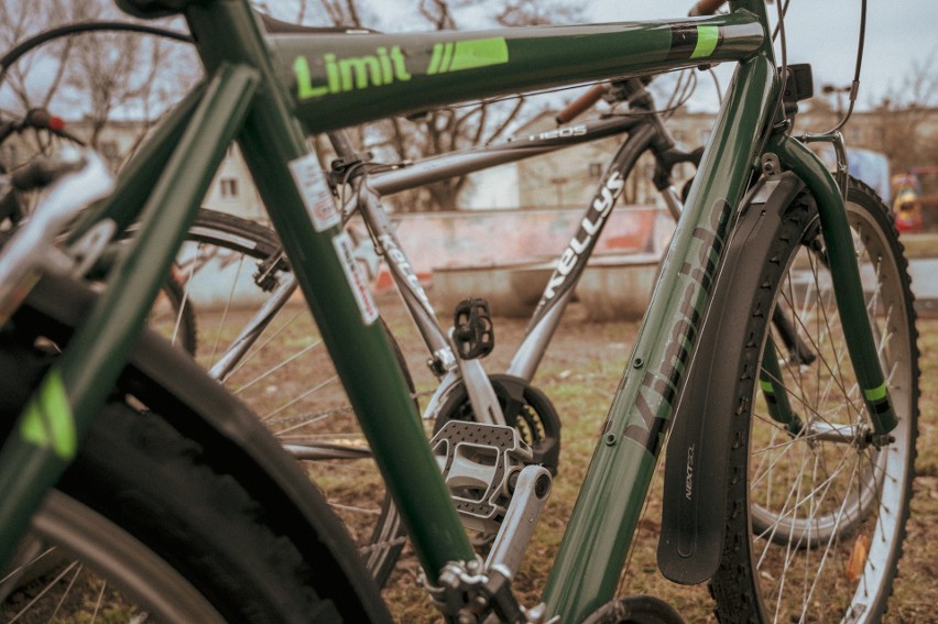 Akcja „Rower podaj dalej” w Stalowej Woli – zbiórka i rozdawanie rowerów dla potrzebujących
