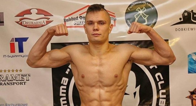 Międzyrzeczanin Kamil Oniszczuk jest wschodzącą gwiazdą zawodowego MMA. Stoczył dwie walki i obie wygrał w mistrzowskim stylu.