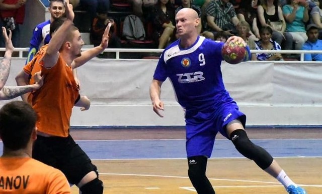 Oleksij Ganczew przez ponad 10 lat występował w barwach ZTR-u Zaporoże.