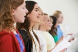 Jak śpiew wpływa na rozwój mózgu?                                  