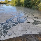 Cuchnąca breja w Pacanowie pod Kłobuckiem. Policja bada sprawę