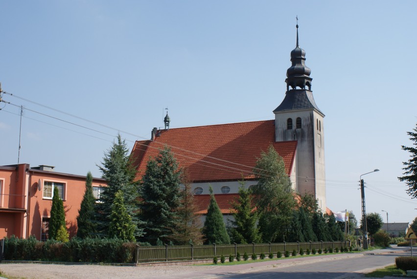 Nowa Cerkiew, gmina Chojnice, Kościół pw. św. Marii...