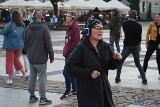 Silent Disco na Rynku w Kielcach. Była świetna zabawa. Zobaczcie [ZDJĘCIA, WIDEO]