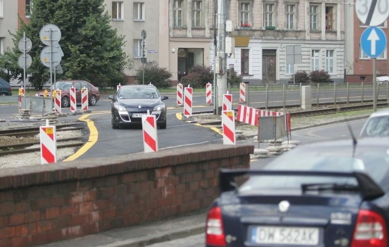 Wrocław: Bez problemów na Dominikańskim. Kierowcy radzą sobie ze zmienioną organizacją ruchu