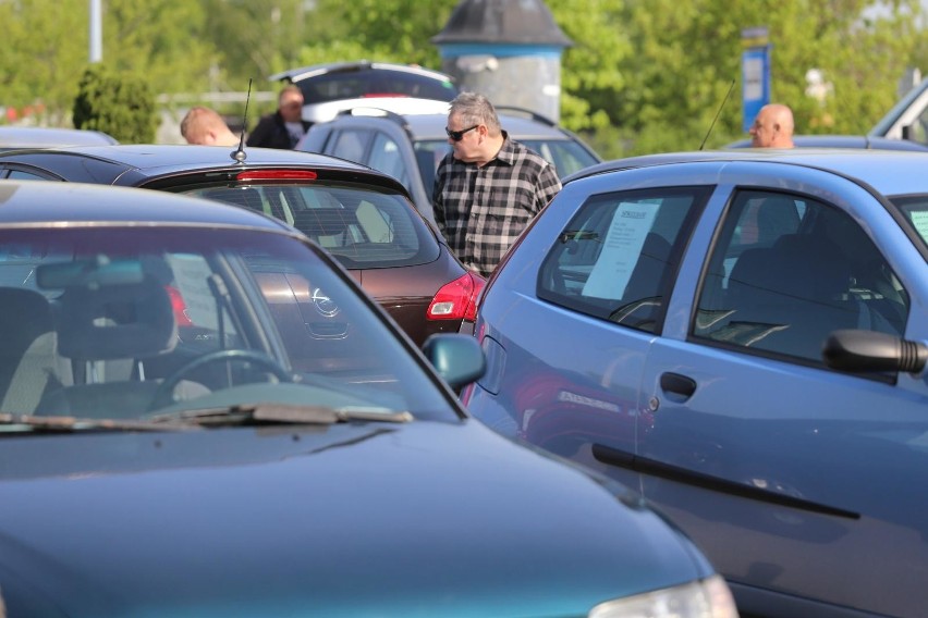 W stolicy Dolnego Śląska przeważają samochody stare czy...