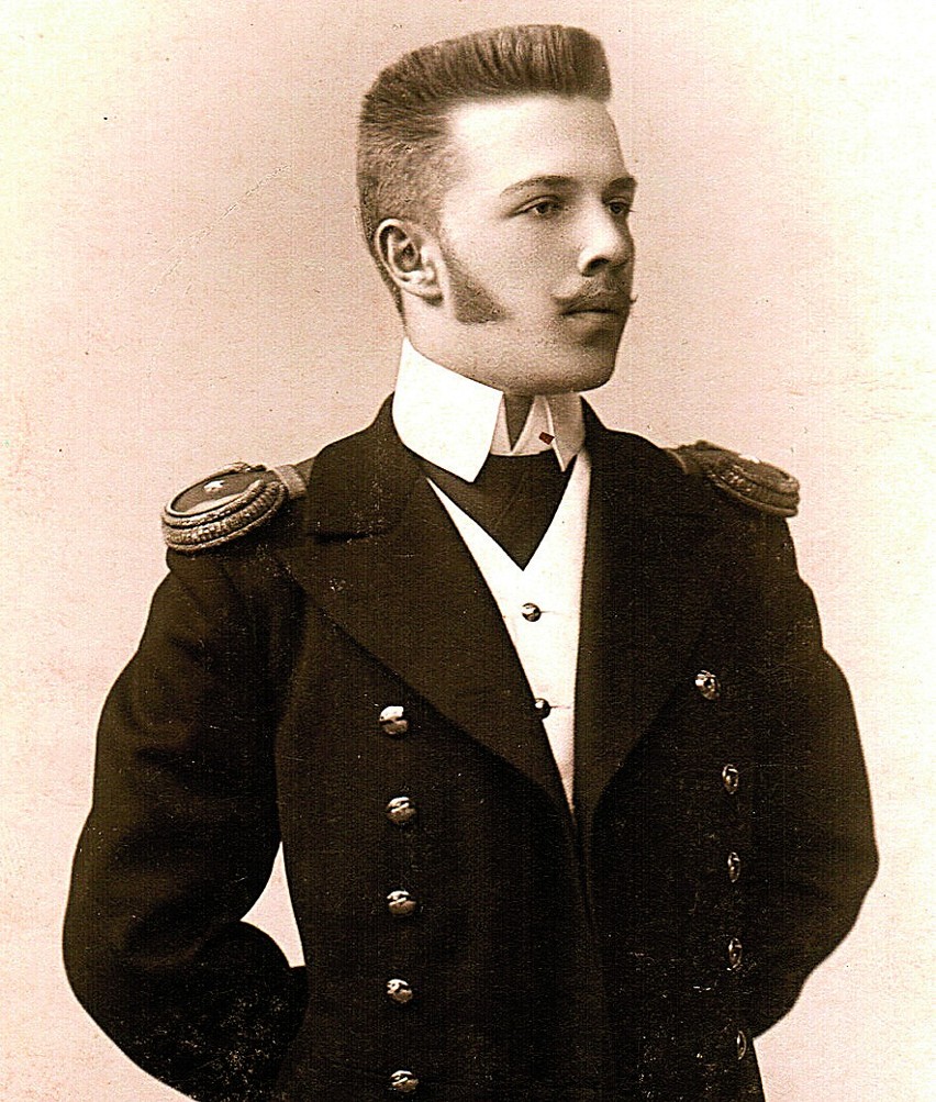 Eugeniusz Cywiński, starszy syn admirała. Zatonął wraz z...