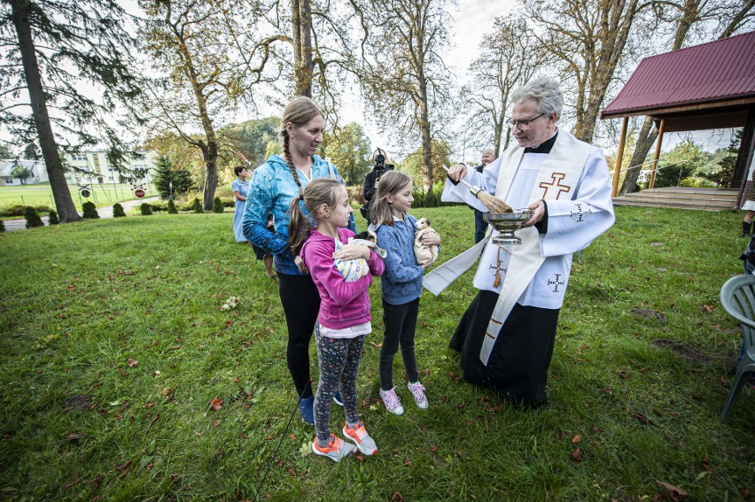 Święcenie zwierząt w Manowie