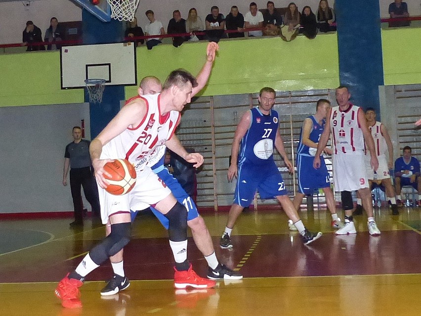 Tur Basket Bielsk Podlaski – Księżak Łowicz 66:70