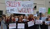 Żywienie w łódzkich szkołach: Do sklepików wróciły drożdżówki