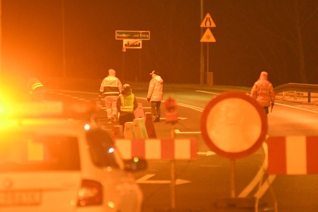 Przejście graniczne w Kostrzynie zostało zamknięte dla samochodów na co najmniej dwa tygodnie.