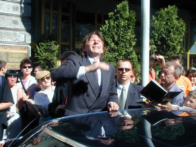 W 1998 roku Roman Polański odsłonił swoją gwiazdę na ulicy Piotrkowskiej.