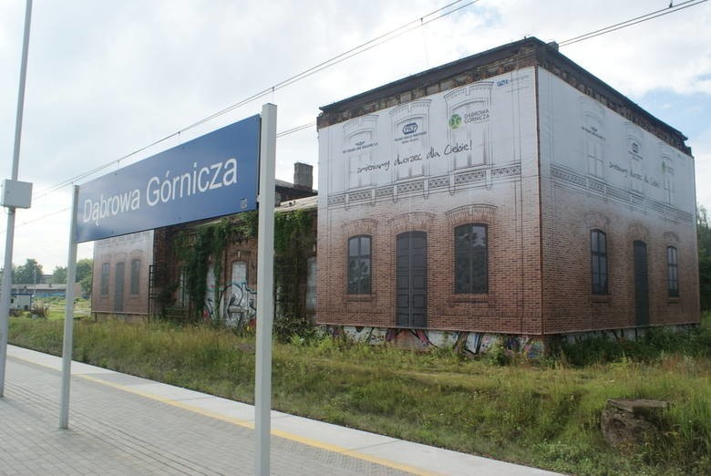 Dąbrowski dworzec straszy od dawna