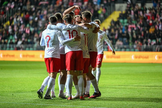 Reprezentacja Polski do lat 21 z Łukaszem Bejgerem w składzie pokonała rówieśników z Estonii 5:0. Ostatniego gola dla Biało-Czerwonych strzelił Tomasz Pieńko