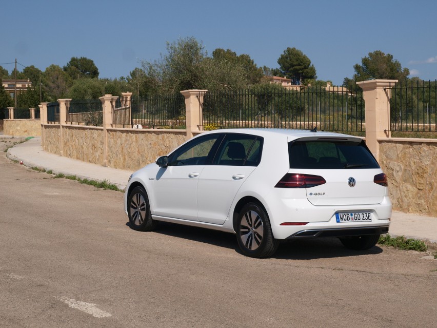 Volkswagen Golf VII facelifting...